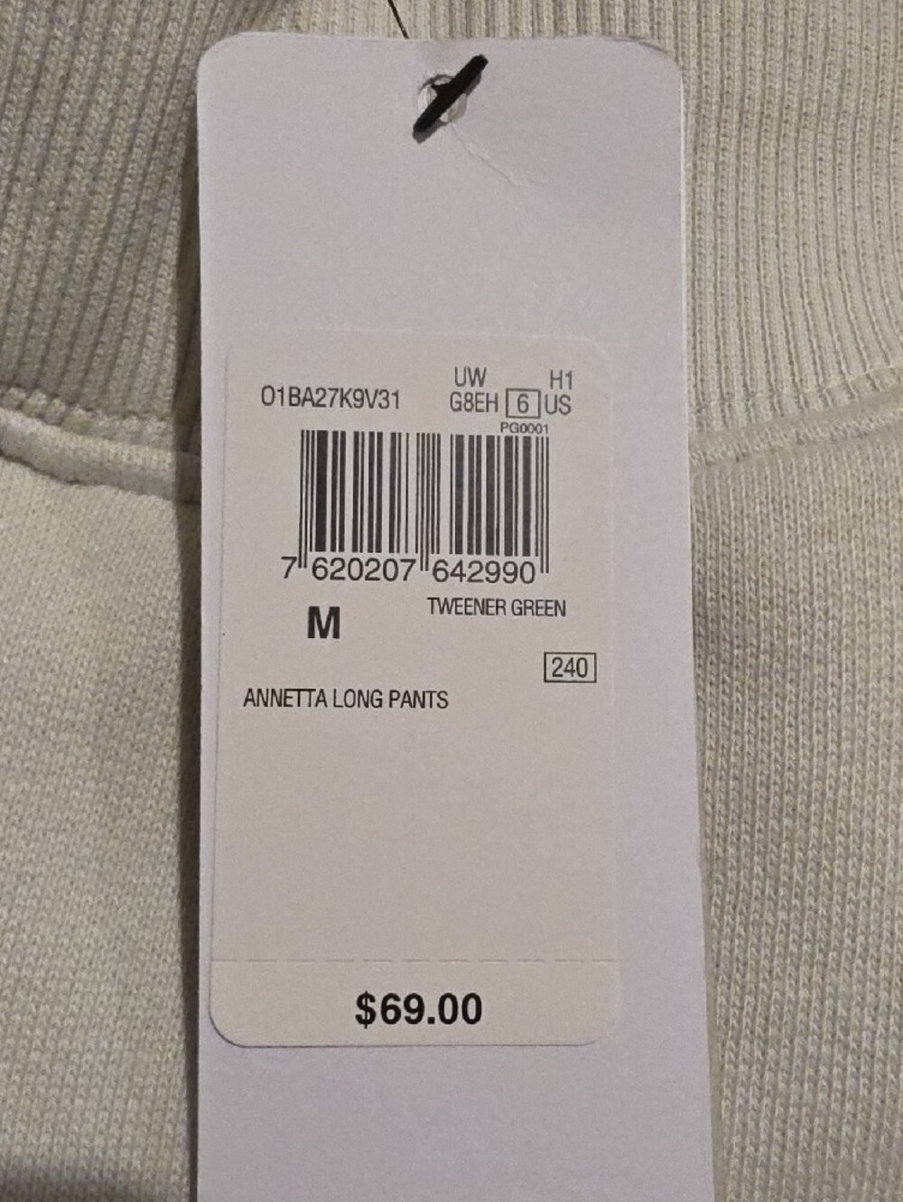 Women's Light Mint Hooded Sweatshirt & Jogger Set -Brand- GUESS - Picture 6 of 6